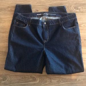 Old Navy Super Skinny Mid Rise Jean